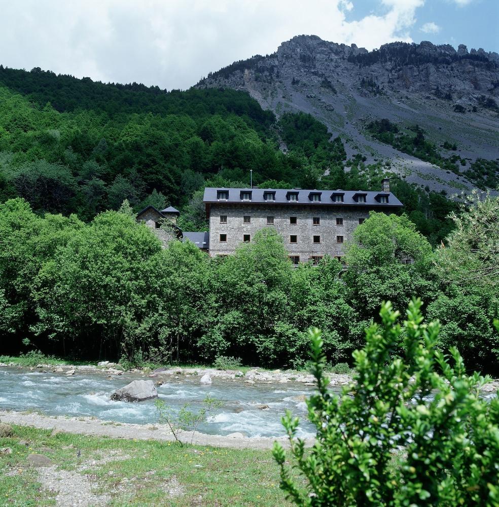 Hotel Parador de Bielsa Espierba Exterior foto