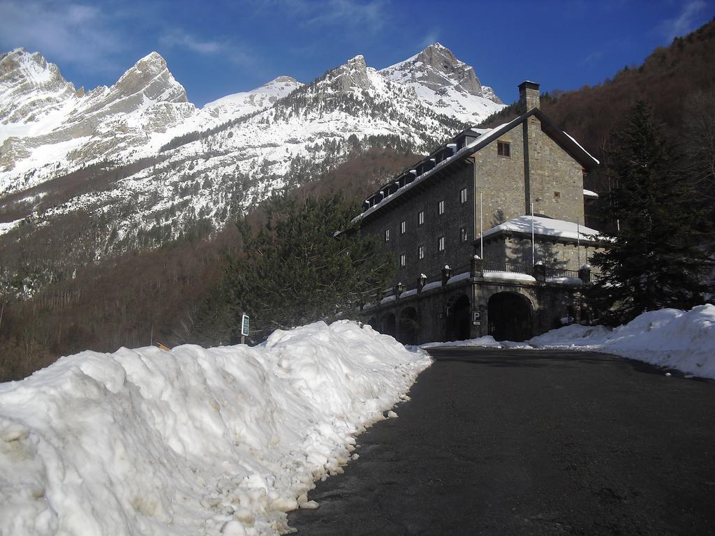 Hotel Parador de Bielsa Espierba Exterior foto